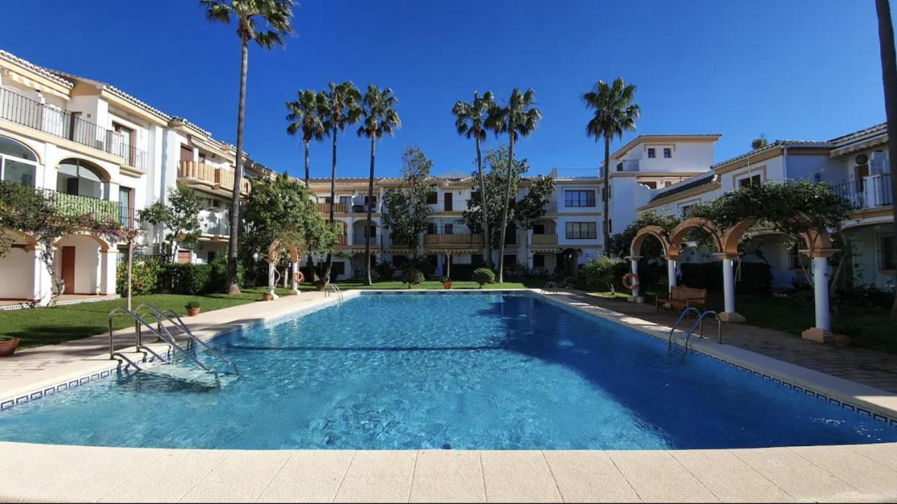 Lovely In Denia; El Patio *