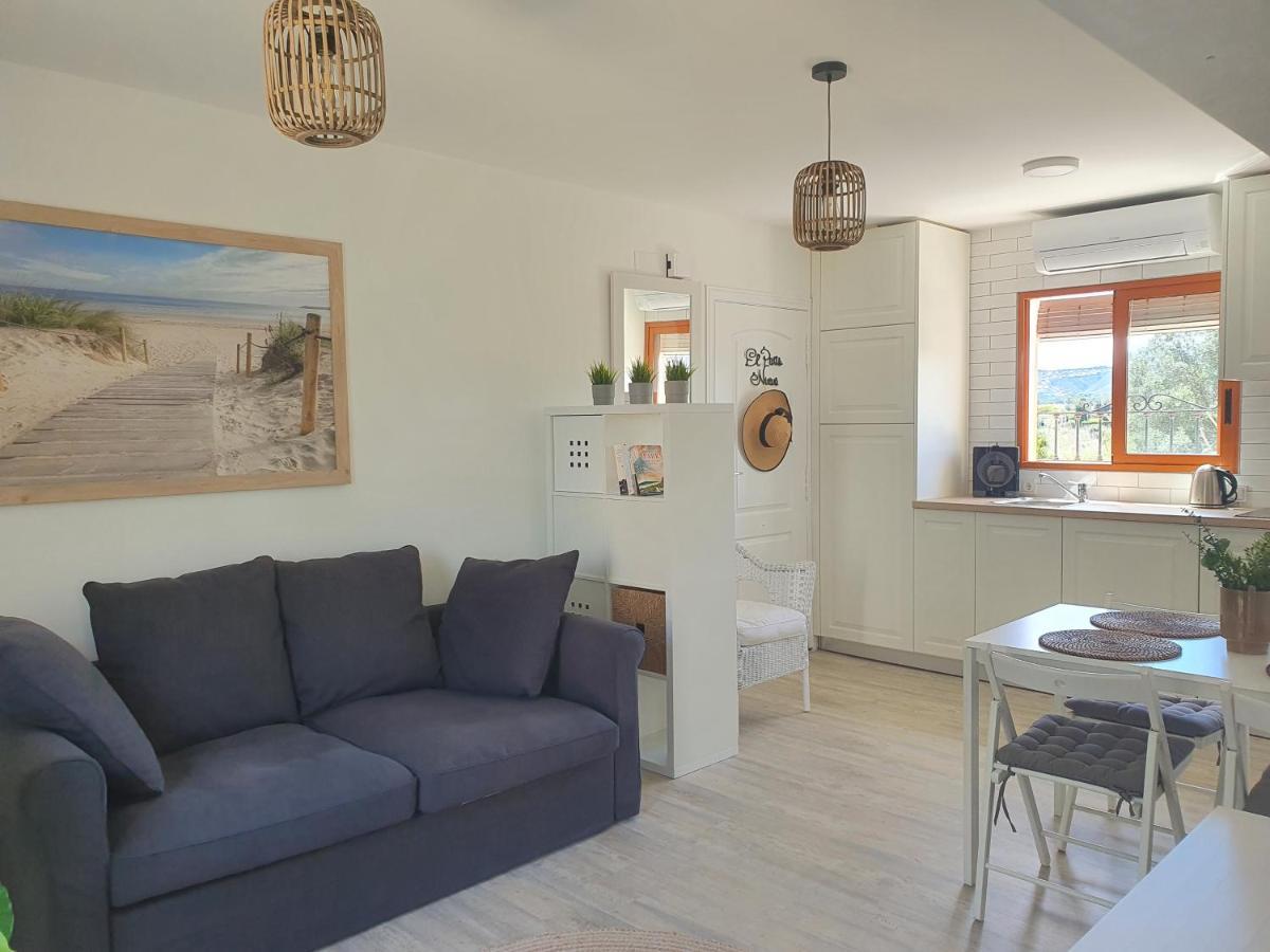 Lovely In Denia; El Patio Apartment *